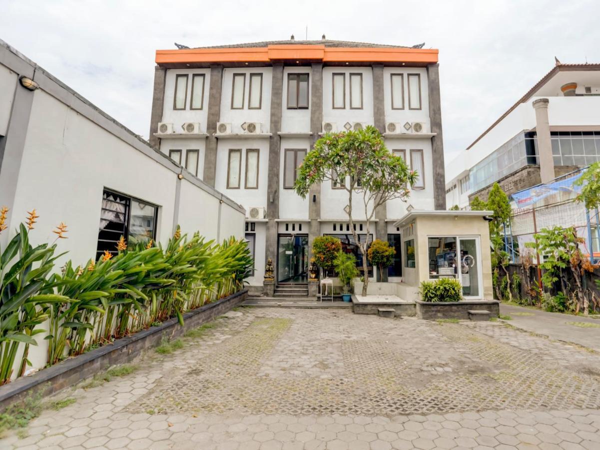 OYO 3156 Hotel Warta Dua Denpasar Esterno foto