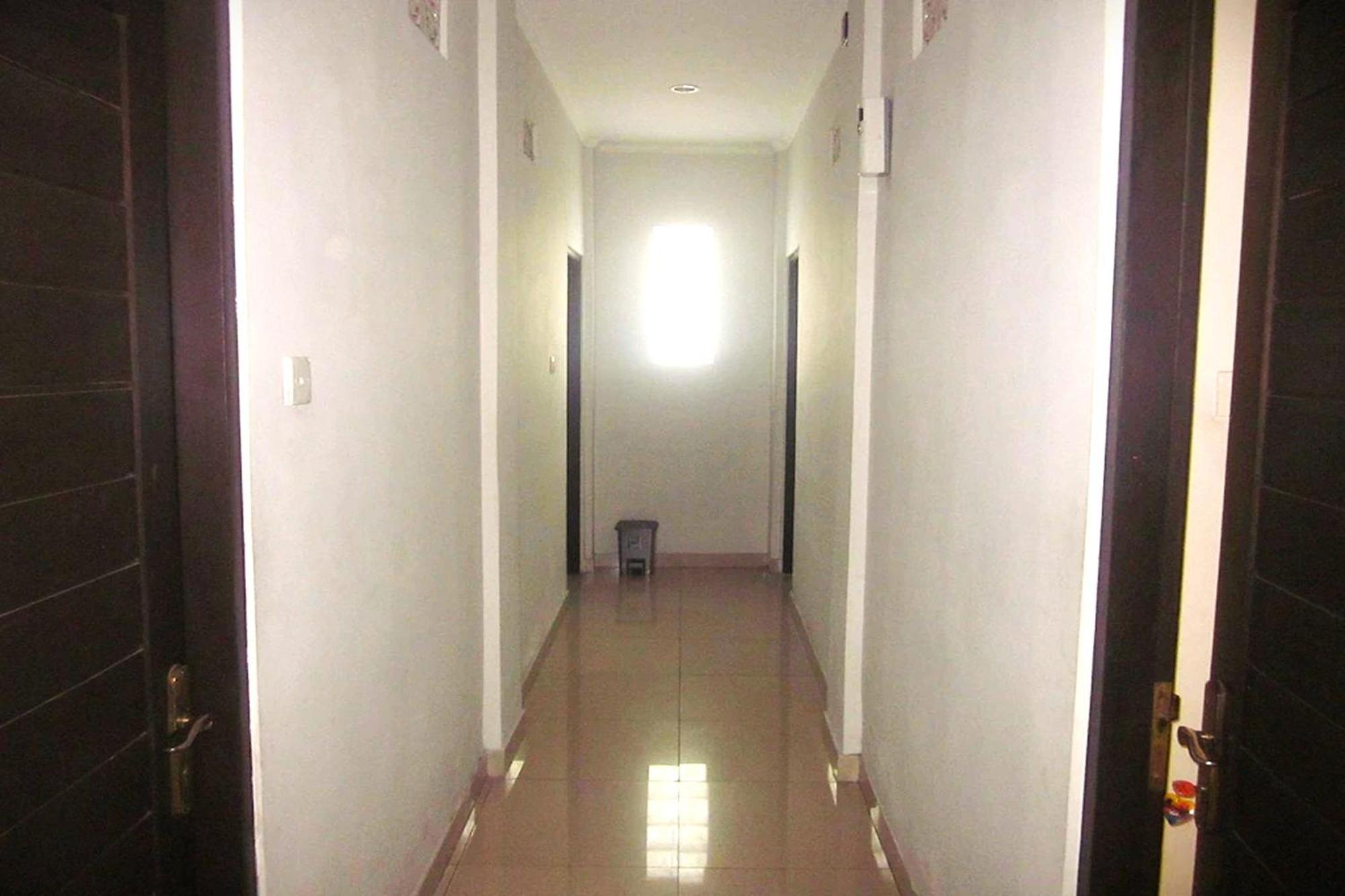 OYO 3156 Hotel Warta Dua Denpasar Esterno foto